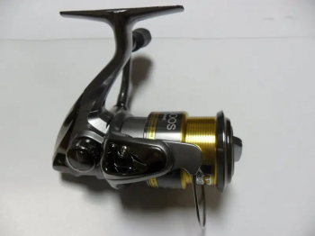 Shimano NASCI 2500. Недорогая катушка для легкого спиннинга.