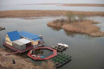 Плавучая гостиница "Брандвахта"